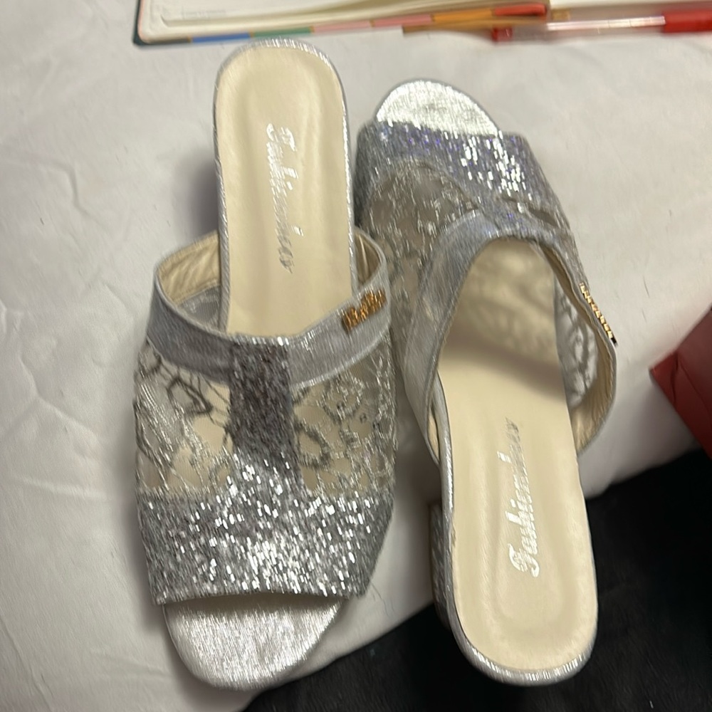 Womens shoes
